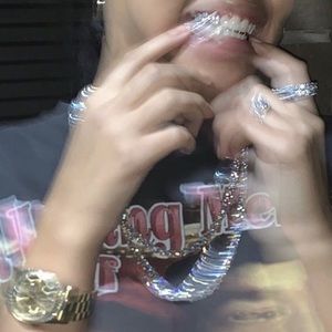 Meet your Posher, Sasha